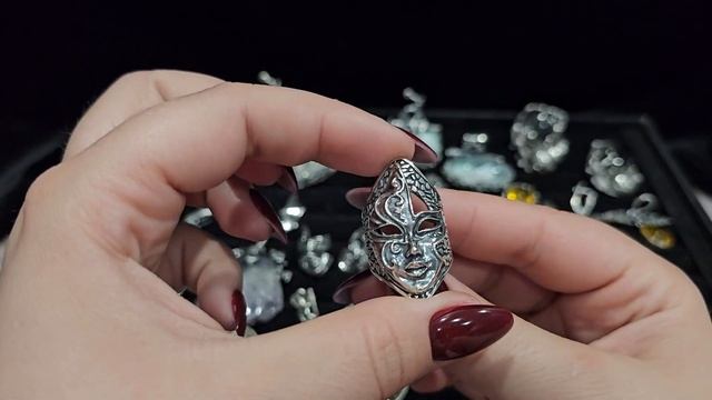 Натуральные минералы в серебре 🤩  3.07 смотреть онлайн