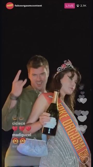 Названия фильма заканчивается посадка на рейс в Стамб смотреть онлайн