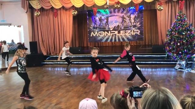 Аттестация в школе танцев Монплезир Санкт Петербург. смотреть онлайн