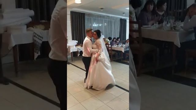 Настя свадьба Саша поет смотреть онлайн