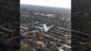 Очень жесткая посадка большого самолета Boeing 777 EMIRATES в ?