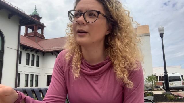 Як університети США повертаються в офлайн: обов'язкова вакцинація та інші умови смотреть онлайн