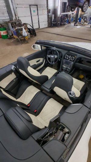 Перетяжка салона Bentley Continental GT от DIREFOX