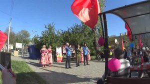 Праздник ко дню Победы ( те же артисты в другом месте ) .