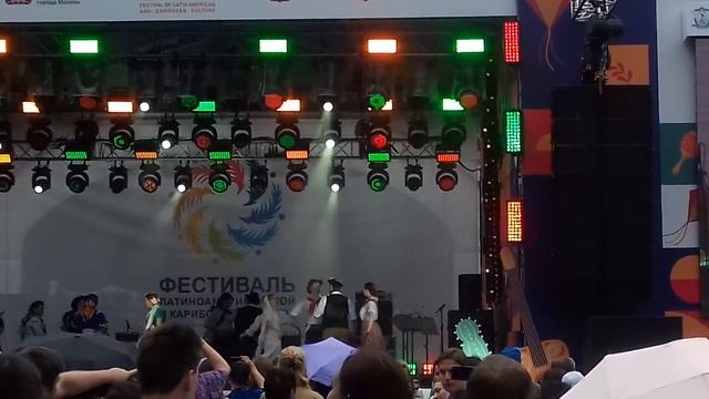 Аргентинские танцы. Латиноамериканский фестиваль в саду Эрмитаж. смотреть онлайн