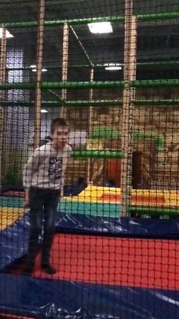 #shorts #батут смотреть онлайн