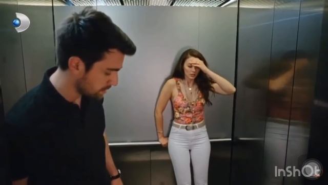 Айше стала плохо в лифте