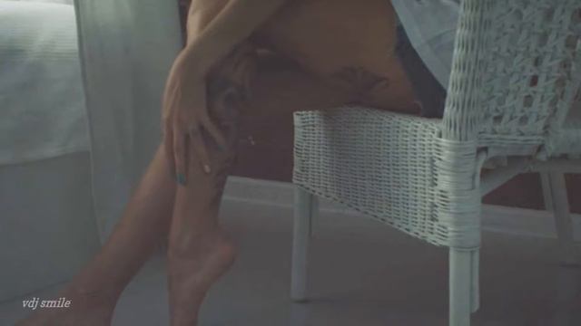 Очень секси!Танцует, стриптиз, пластика,красавица, тверк, шест, музыка, басс,спорт,sex,sport,гоугоу смотреть онлайн