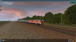 Тепловоз 2ТЭ121 с пассажирским поездом из разных вагонов...