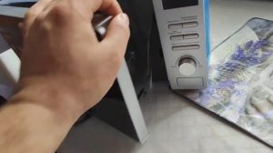 Распаковка — Микроволновая печь Midea AM720C4E-S