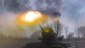 Дрон боевиков ВСУ упал на многоэтажку на юге Москвы