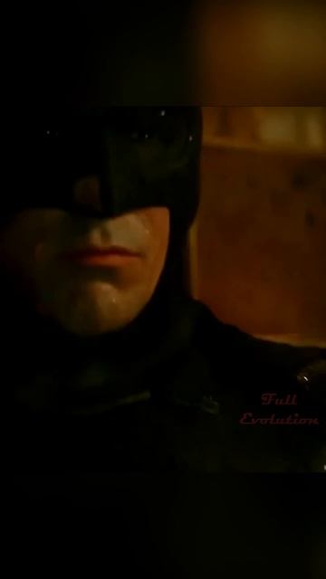 Пугало поджигает  Бэмена ! Бэтмен: Начало 2005 shorts