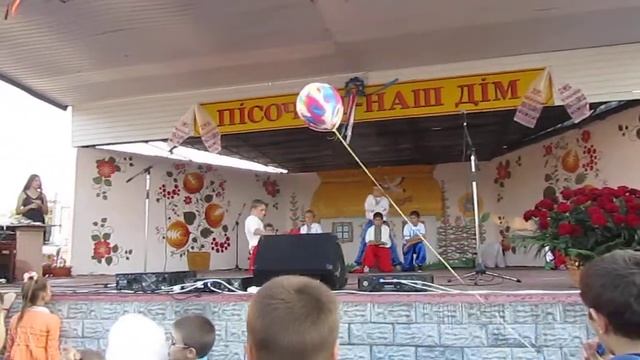 "Fitness Gold"(Break Dance ).День города Песочин. смотреть онлайн