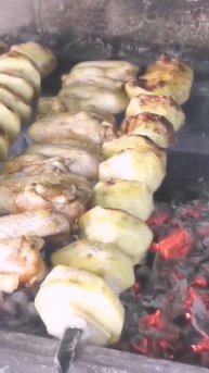Сочный шашлык из куриных крыльев