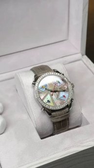 Шикарные Jacob & Co Five Time Zone в наличии