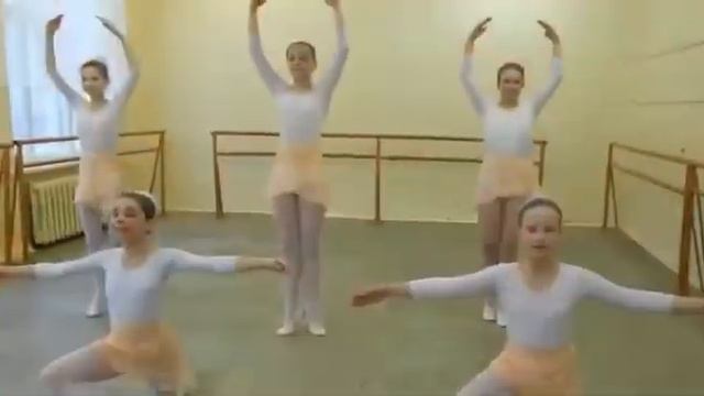 Школа искусств. Надвоицы смотреть онлайн