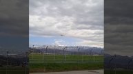 Сильные порывы ветра не дали приземлиться самолету в ?