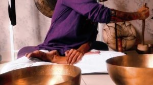 Discover Deep Healing Through Sound: A 30-Minute Sound Healing Session