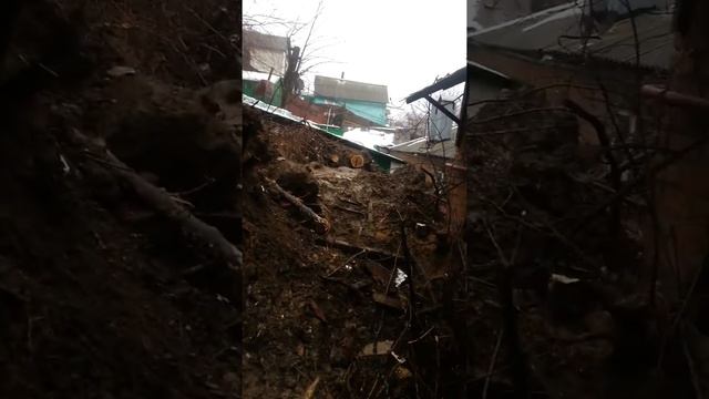 Обвал грунта в Железнодорожном районе. смотреть онлайн