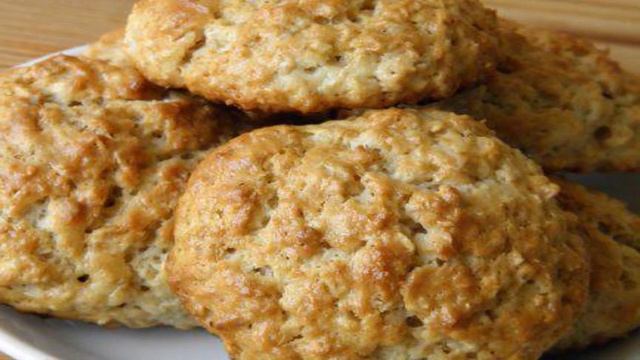 Печенье с хлопьями, творогом и корицей