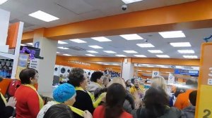 #флешмоб ФЛЕШМОБ ПЕНСИОНЕРОВ В МАГАЗИНЕ БЫТОВОЙ ТЕХНИКИ