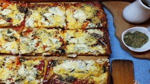 Пицца с мясным ассорти и дор-блю