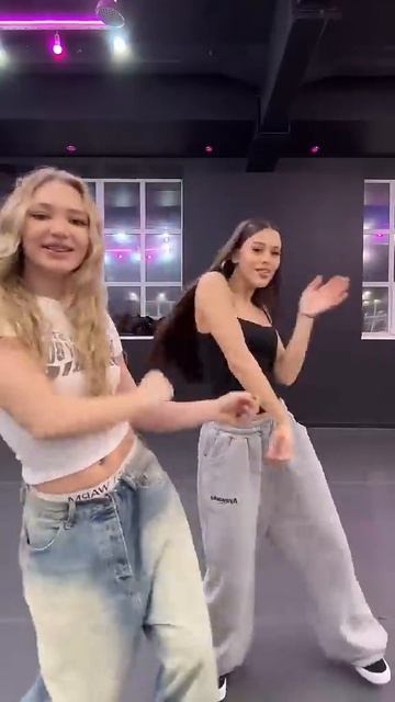 Милана Некрасова и Лера смотреть онлайн