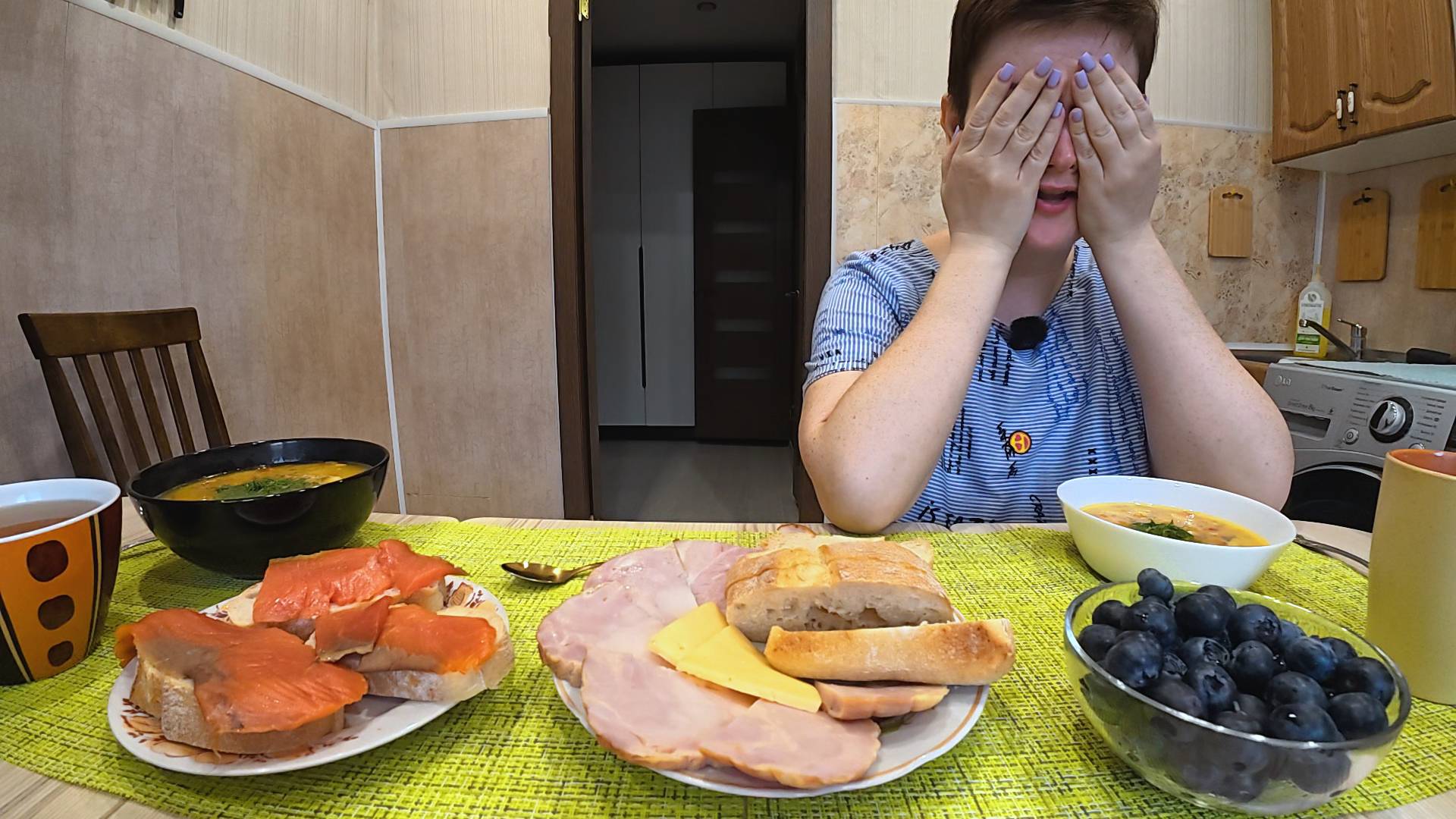 Мукбанг осталась ОДНА на семейный обед! Рассказала подробности СУДА, как продвигается дело! Суп