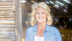 🔥ЛЕТОМ В СЕЛЕ ТЁТЯ УЧИЛА МЕНЯ ВСЯКОМУ - Истории из жиз