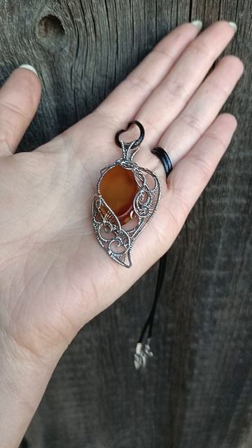 кулон с сердоликом