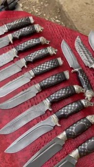 Шикарные ножи из дамасской стали