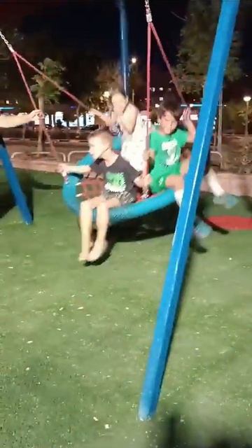 круглые качели 2023 08 10 at 20 15 00 смотреть онлайн