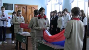 В светловской школе открыли две Парты Героев в память о её выпускниках - участниках СВО