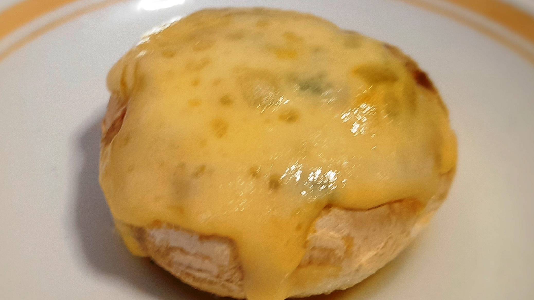Шампиньоны с курицей и сыром