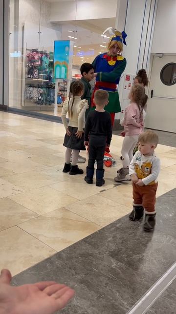 Когда не берут с собой играть… #мама #дети #семья #счас? смотреть онлайн