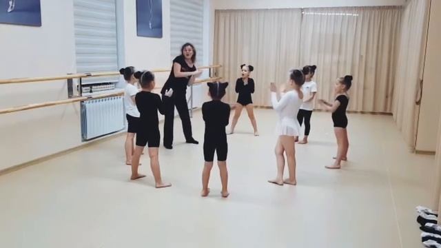 Школа современного танца Счастливые люди