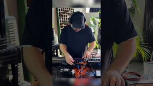 Ambient techno лайв в @musicalwaveschool на железках. Сетап - Elektron Digitakt II, MoogMinitaur, Ro