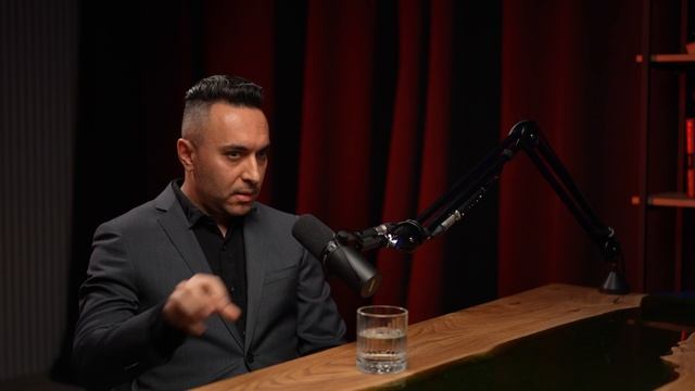 Вас обманули мошенники. Что делать? Отвечает юрист Алексей Демидов