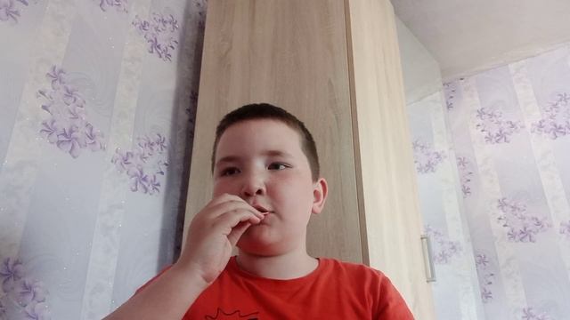 Пробую Чипсы Drive Со Вкусом Барбекю смотреть онлайн