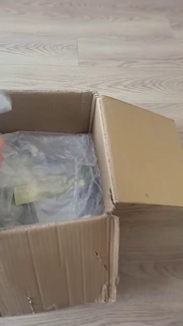 ура! пришли запчасти для Volvo penta. Будем чиниться смотреть онлайн