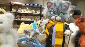 Арбат, Магазин Удивительных Подарков и Котов. Москва 2025