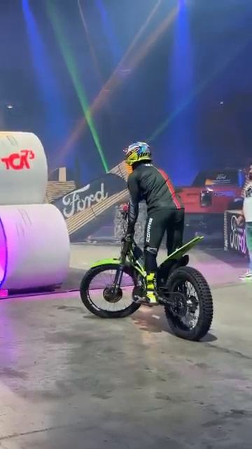 Au deuxième coup ✊ #moto #motorcycle #motorsport #trialindoor #xtrial #bike #motorbike #trial