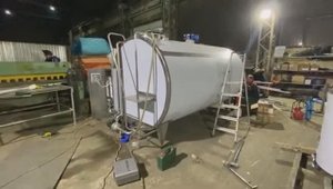 Танк охладитель молока закрытого типа