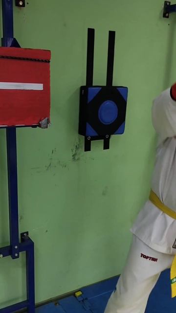 Открытый турнир по силовому разбиванию "MOLOTOK" 24 ноября смотреть онлайн