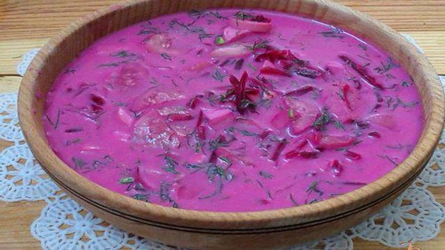 Свекольник холодный с сосисками
