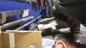 Мерседес Т1, ремонт кулисы КПП.