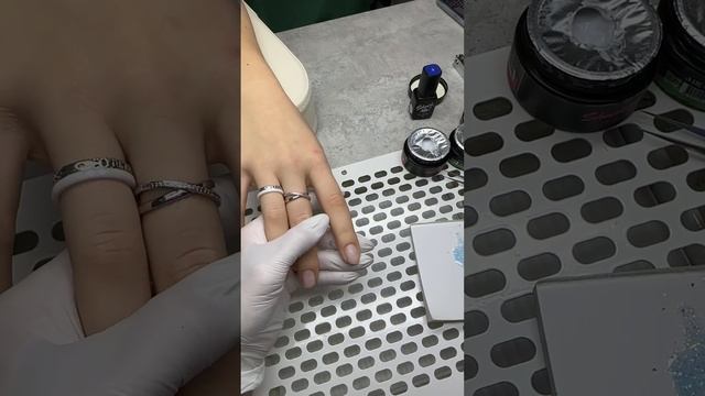 Как сделать выкладной френч с помощью верхних форм?!
Техника SHINE MOLD от Ольги Галичаи