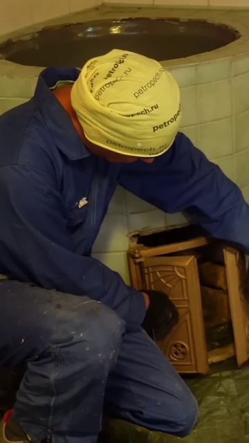 Подовая топка старинной печи #баня #дача #каминсвоимир смотреть онлайн