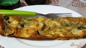 Омлет в духовке с опятами и моцареллой