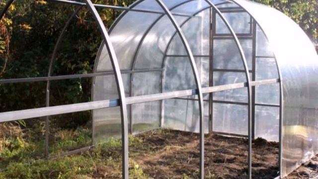 как своими руками собрать теплицу из сотового поликар смотреть онлайн